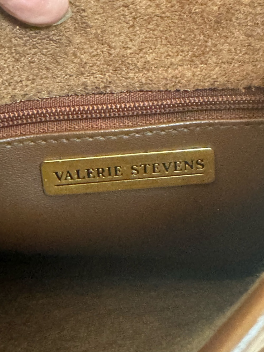 ๐ค VINTAGE VALARIE STEVENS TAN LEATHER CROSSBODY BAG! - Picture 9 of 10